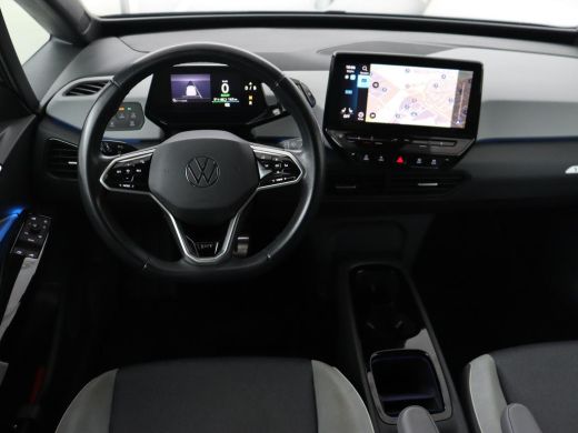 Volkswagen ID.3 First Plus 58 kWh | Trekhaak | Stoel & stuurverwarming | Camera | Adaptive cruise | Sfeerverlicht... ActivLease financial lease