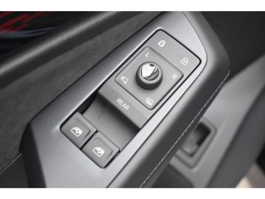 Volkswagen ID.7 286PK Pro Limited Edition 77 kWh | IQ LIGHT | HEAD-UP | STOELVERW. | ELECT. STOEL + MEMORY | ADAP... ActivLease financial lease