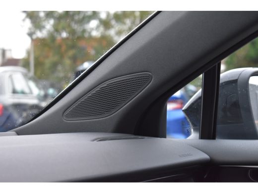 Volkswagen ID.7 286PK Pro Limited Edition 77 kWh | IQ LIGHT | HEAD-UP | STOELVERW. | ELECT. STOEL + MEMORY | ADAP... ActivLease financial lease