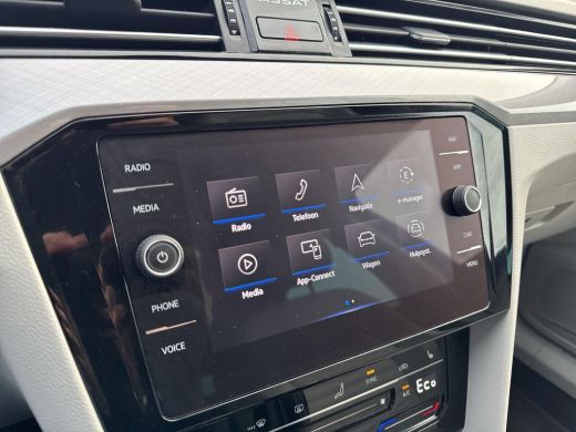 Volkswagen Passat Variant 1.4 TSI PHEV GTE Business 218Pk | Leder | A-camera | Stoelverwarming | Navi | Clima | ACC | ActivLease financial lease