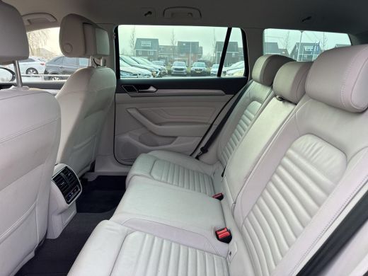Volkswagen Passat Variant 1.4 TSI PHEV GTE Business 218Pk | Leder | A-camera | Stoelverwarming | Navi | Clima | ACC | ActivLease financial lease