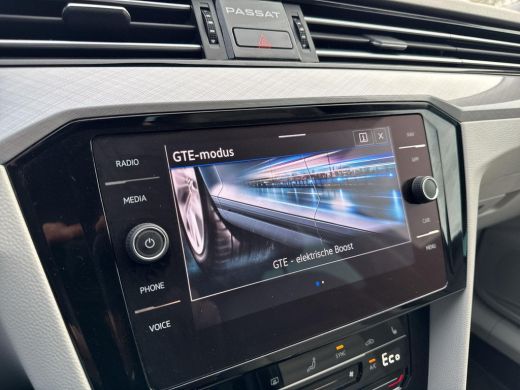 Volkswagen Passat Variant 1.4 TSI PHEV GTE Business 218Pk | Leder | A-camera | Stoelverwarming | Navi | Clima | ACC | ActivLease financial lease