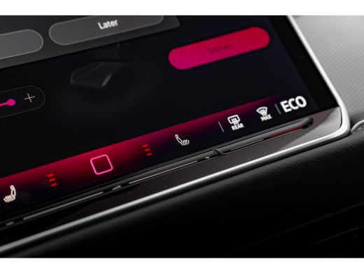 Volkswagen Passat Variant 1.5 eHybrid Business HUD | Achteruitrijcamera | Trekhaak | Stoel&Stuurverwarming | Adapti... ActivLease financial lease