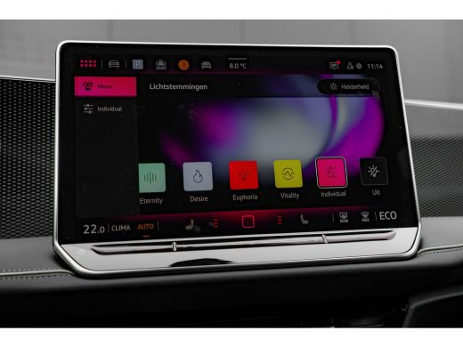 Volkswagen Passat Variant 1.5 eHybrid Business HUD | Achteruitrijcamera | Trekhaak | Stoel&Stuurverwarming | Adapti... ActivLease financial lease