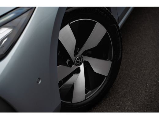 Volkswagen Passat Variant 1.5 eHybrid Business HUD | Achteruitrijcamera | Trekhaak | Stoel&Stuurverwarming | Adapti... ActivLease financial lease