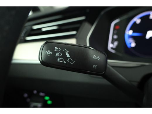 Volkswagen Passat Variant 2.0 TDI Elegance Business R Automaat, Leer, virtual, Climate, ActivLease financial lease