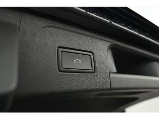 Volkswagen Passat Variant 2.0 TDI Elegance Business R Automaat, Leer, virtual, Climate, ActivLease financial lease