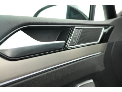 Volkswagen Passat Variant 2.0 TDI Elegance Business R Automaat, Leer, virtual, Climate, ActivLease financial lease