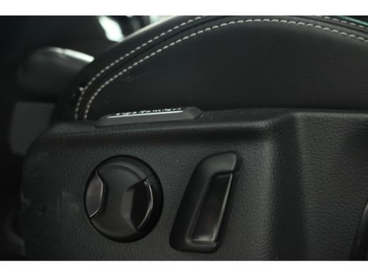 Volkswagen Passat Variant 2.0 TDI Elegance Business R Automaat, Leer, virtual, Climate, ActivLease financial lease