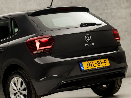 Volkswagen Polo 1.0 TSI Sportline Automaat (APPLE CARPLAY, GROOT NAVI, LM VELGEN, SPORTSTOELEN, PARKEERSENSOREN, ... ActivLease financial lease