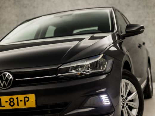 Volkswagen Polo 1.0 TSI Sportline Automaat (APPLE CARPLAY, ADAPTIVE CRUISE CONTROL, GROOT NAVI, LM VELGEN, SPORTS... ActivLease financial lease