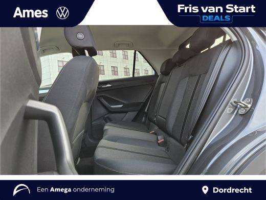 Volkswagen T-Roc Life Edition 1.0 TSI 85 kW / 116 PK SUV 6 versn. Hand | Uit voorraad leverbaar |Multimediapakket | ActivLease financial lease