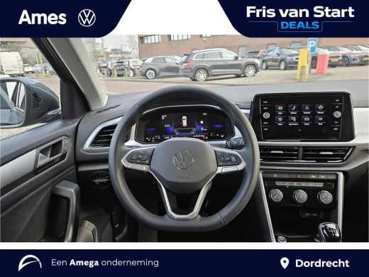 Volkswagen T-Roc Life Edition 1.0 TSI 85 kW / 116 PK SUV 6 versn. Hand | Uit voorraad leverbaar |Multimediapakket | ActivLease financial lease