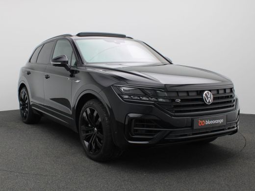 Volkswagen Touareg 3.0 TSi eHybrid 4MOTION R 463PK Aut. Pano-Schuifdak, Trekhaak, Keyless, Alarm, Side Assist, Head-... ActivLease financial lease
