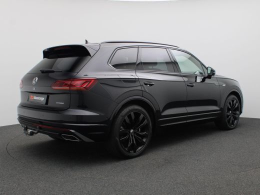 Volkswagen Touareg 3.0 TSi eHybrid 4MOTION R 463PK Aut. Pano-Schuifdak, Trekhaak, Keyless, Alarm, Side Assist, Head-... ActivLease financial lease