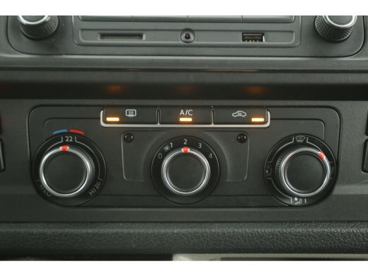 Volkswagen Transporter 2.0 TDI 150PK L2H1 | Airco | Cruise | 3 Zits | Elektrpakket | Schuifdeur ActivLease financial lease