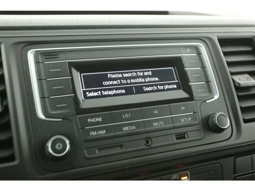 Volkswagen Transporter 2.0 TDI 150PK L2H1 | Airco | Cruise | 3 Zits | Elektrpakket | Schuifdeur ActivLease financial lease