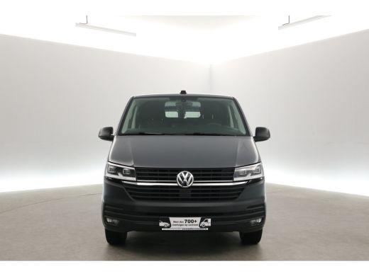 Volkswagen Transporter 2.0 TDI L2H1 28 | Aut. | Airco | Carplay | Trekh. | Stoelverw. | Parkeersens. ActivLease financial lease