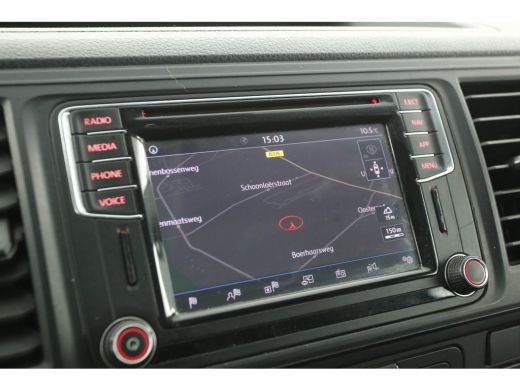 Volkswagen Transporter 2.0 TDI L2H1 | Airco | Cruise | 3-Zits | Trekh. | 2xSchuifdeur | Navi | Carplay | Parkeersens. ActivLease financial lease