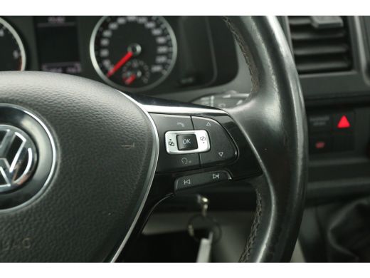 Volkswagen Transporter 2.0 TDI L2H1 | Airco | Cruise | 3-Zits | Trekh. | 2xSchuifdeur | Navi | Carplay | Parkeersens. ActivLease financial lease