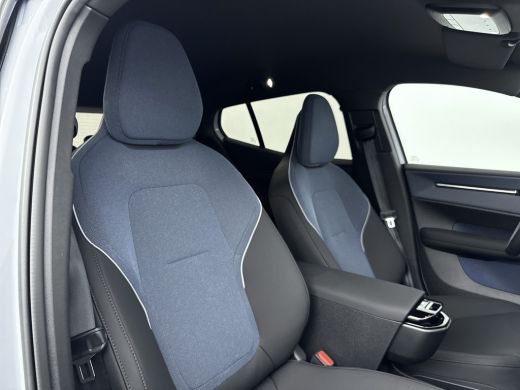 Volvo  EX30 Single Motor Extended Range Plus 69 kWh | PDC V+A en 360 camera | Climate Pack | ActivLease financial lease