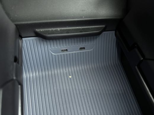 Volvo  EX30 Single Motor Extended Range Plus 69 kWh | PDC V+A en 360 camera | Climate Pack | ActivLease financial lease