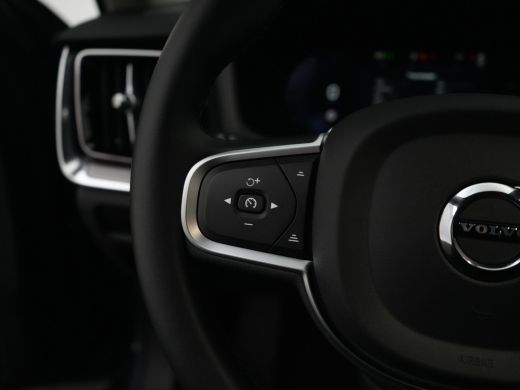 Volvo  V60 T6 Recharge AWD Essential Bright | Leder | Trekhaak | BLIS | Adaptive Cruise | Pilot Assist | Cli... ActivLease financial lease