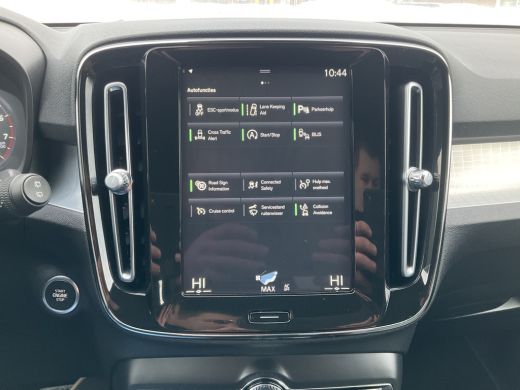 Volvo  XC40 1.5 Automaat Pro Sportstoelen Carplay Hoge zit Business ActivLease financial lease