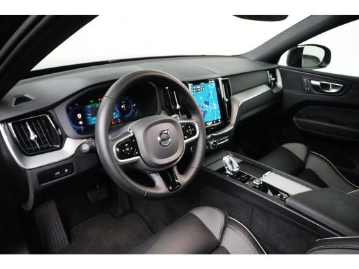 Volvo  XC60 2.0 T6 Plug-in hybrid AWD Plus Black Edition | Achteruitrijcamera | Apple Carplay/Android Auto|te... ActivLease financial lease