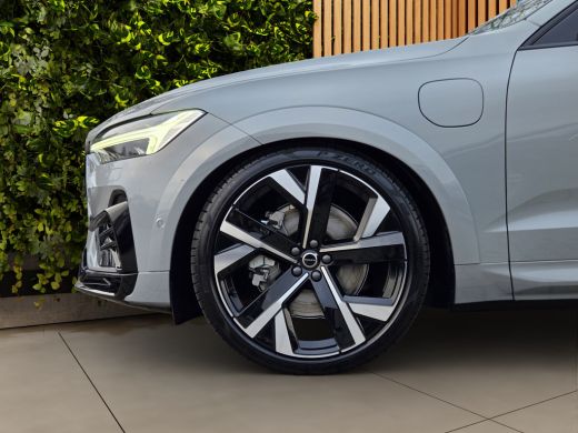 Volvo  XC60 2.0 T8 455pk Plug-in hybrid AWD Ultra Black Edition HEICO SPORTIV | Luchtvering | Bowers&Wilkins ... ActivLease financial lease