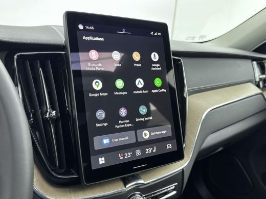 Volvo  XC60 NEW MODEL T6 Plug-in hybrid AWD Ultra Dark | Trekhaak | PDC V+A en 360 Camera | Panoramadak | Hea... ActivLease financial lease