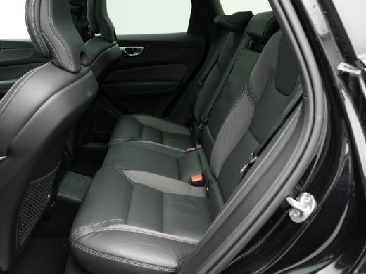 Volvo  XC60 Plus Dark Recharge Plug-In Hybrid AWD ActivLease financial lease