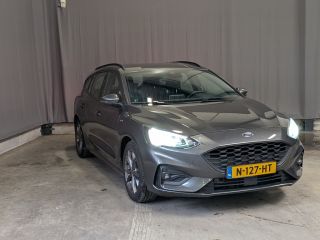 Ford Focus 1.0 EcoBoost ST Line Business Voorruit+Stuur+Stoel verwarming | Full LED | Climate control | Carp...