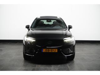 Volvo  XC60 2.0 T6 Plug-in hybrid AWD Plus Black Edition | Achteruitrijcamera | Apple Carplay/Android Auto|te...