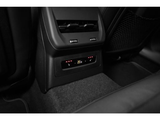 Audi A5 Avant S edition | Adaptive cruise control | Aluminium optiek in het interieur | Audi smartphone i... ActivLease financial lease