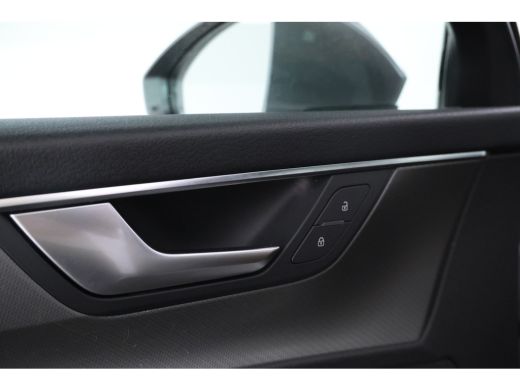 Audi A6 Avant 35 TDI Business edition automaat, panorama, climate, ActivLease financial lease