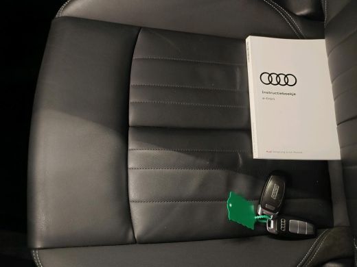Audi e-tron 55 quattro Business edition Plus 95 kWh NL-AUTO | PANODAK | SOH 90% | LEDER ActivLease financial lease