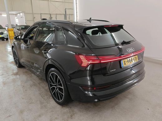 Audi e-tron 55 quattro Business edition Plus 95 kWh NL-AUTO | PANODAK | SOH 90% | LEDER ActivLease financial lease