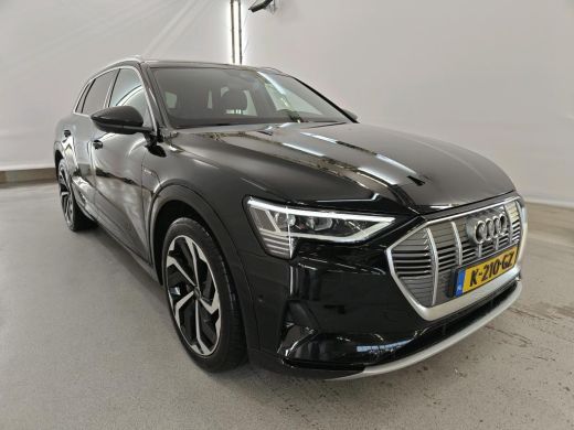 Audi e-tron 55 quattro Business edition Plus 95 kWh NL-AUTO | PANODAK | SOH 93% | TREKHAAK ActivLease financial lease
