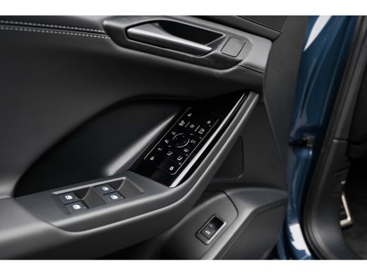 Audi Q6 e-tron S edition | Adaptive air suspension | Adaptive cruise control | Audi sound system ActivLease financial lease