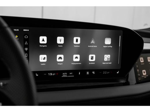 Audi Q6 e-tron S edition | Adaptive air suspension | Adaptive cruise control | Audi sound system ActivLease financial lease
