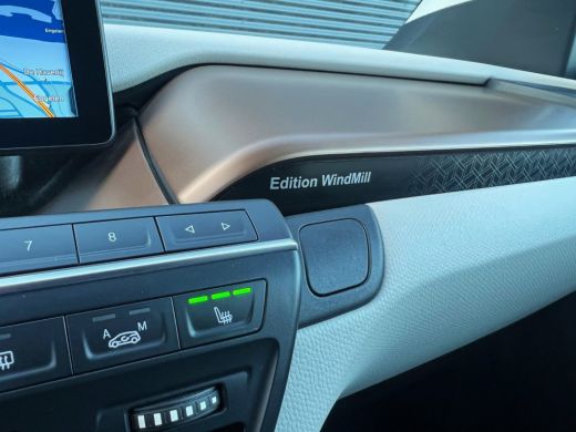 BMW i3 *Windmill Edition*120Ah 42 kWh/Camera/*Loft-Design*/Carplay/3-Fase/Camera ActivLease financial lease