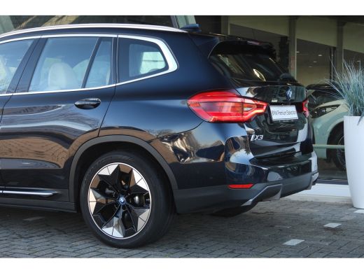 BMW iX3 High Executive / Sportstoelen / Adaptief onderstel / Comfort Access / Adaptieve LED / Head-Up / G... ActivLease financial lease