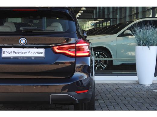BMW iX3 High Executive / Sportstoelen / Adaptief onderstel / Comfort Access / Adaptieve LED / Head-Up / G... ActivLease financial lease