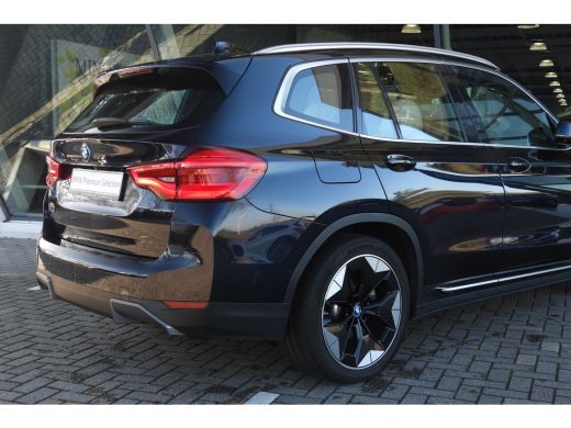 BMW iX3 High Executive / Sportstoelen / Adaptief onderstel / Comfort Access / Adaptieve LED / Head-Up / G... ActivLease financial lease