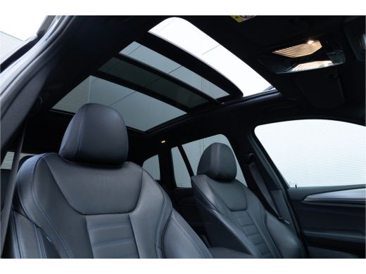 BMW X3 xDrive30e M Sport Panorama / Co-Pilot / Head-Up / HiFi / Trekhaak / ActivLease financial lease