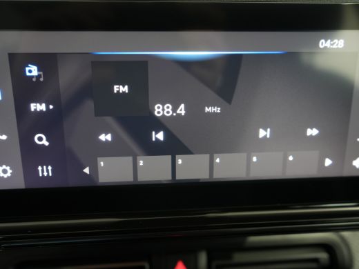 Citroën &euml;-C3 Plus | Boordlader 11kW - 3 fasen | Dagrijverlichting | Koplampen met ECO LED verlichting ActivLease financial lease