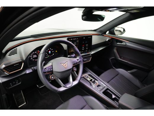 CUPRA Formentor 1.5 TSI 204PK e-Hybrid Phev | STUURVERW. | CAMERA | NAVIGATIE | 18 INCH | APP. CONNECT | ADAPT. C... ActivLease financial lease