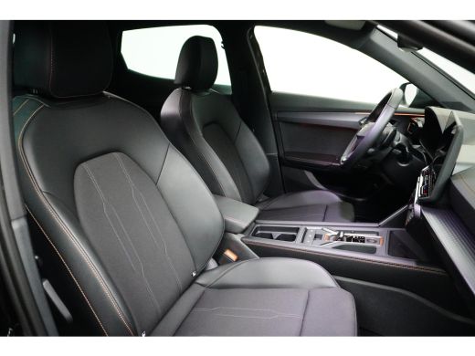 CUPRA Formentor 1.5 TSI 204PK e-Hybrid Phev | STUURVERW. | CAMERA | NAVIGATIE | 18 INCH | APP. CONNECT | ADAPT. C... ActivLease financial lease