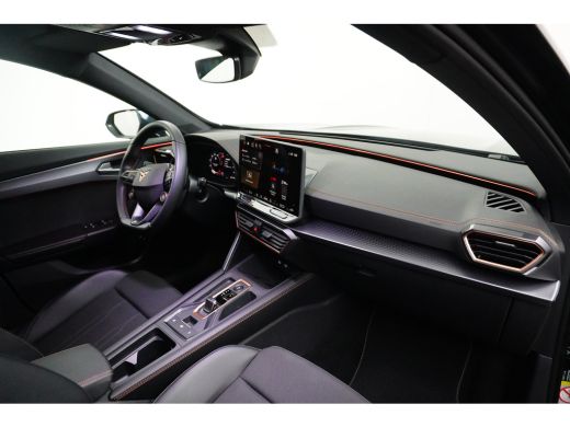 CUPRA Formentor 1.5 TSI 204PK e-Hybrid Phev | STUURVERW. | CAMERA | NAVIGATIE | 18 INCH | APP. CONNECT | ADAPT. C... ActivLease financial lease